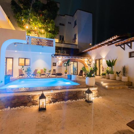 Hotel Casa Victoria Malecon - Adults Only Puerto Vallarta Exterior foto