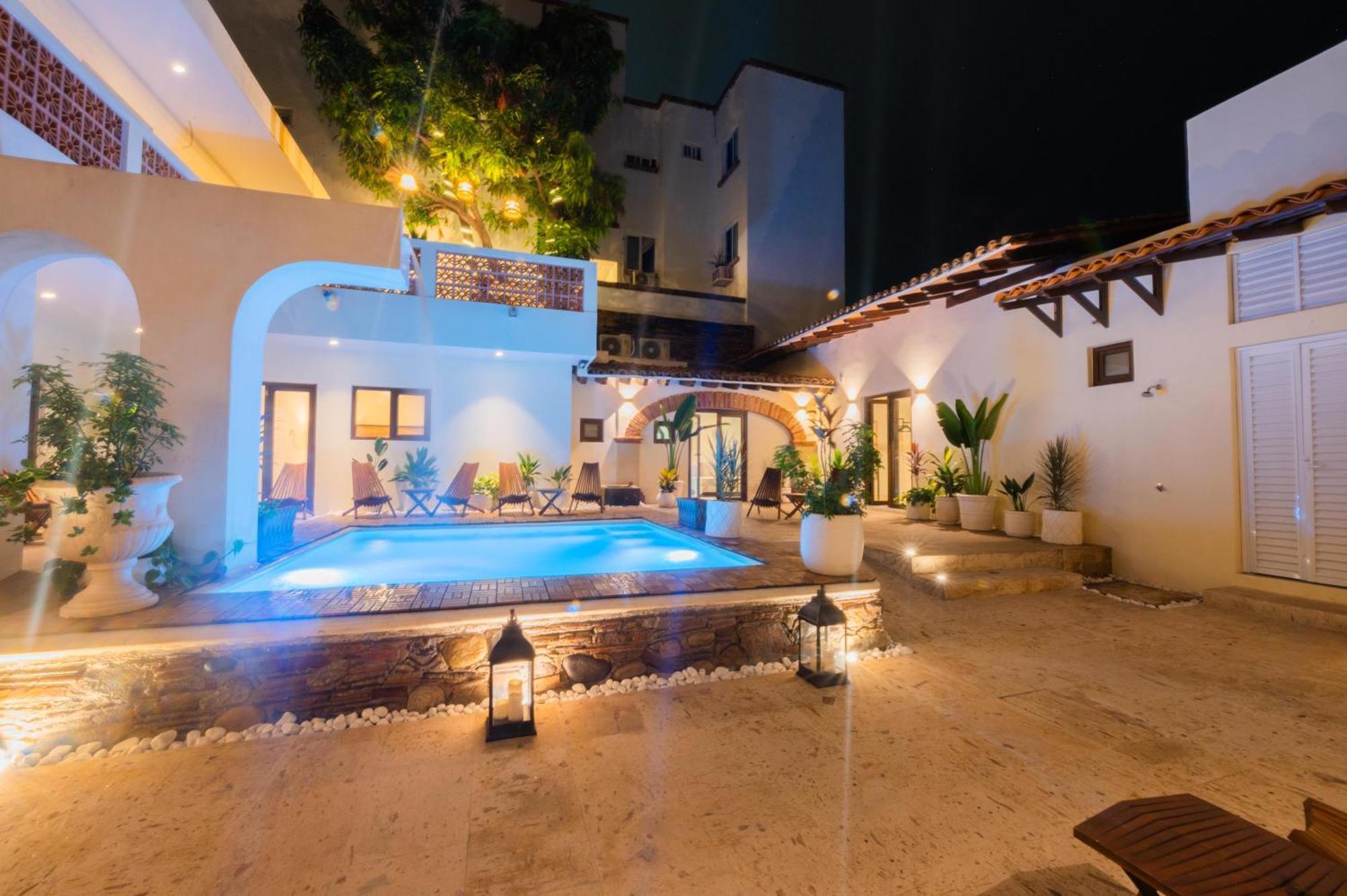 Hotel Casa Victoria Malecon - Adults Only Puerto Vallarta Exterior foto