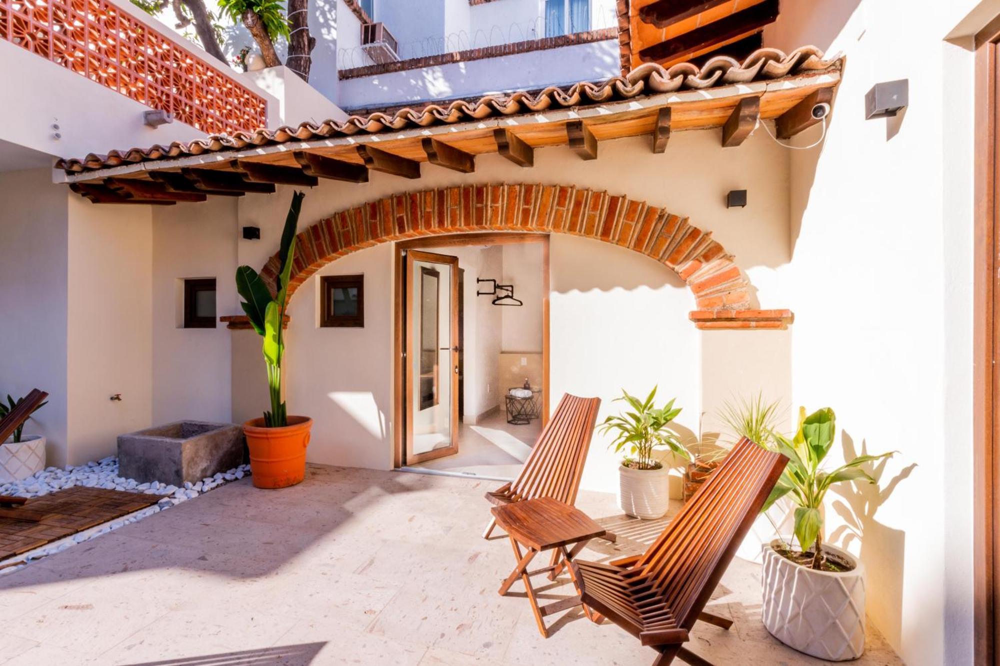 Hotel Casa Victoria Malecon - Adults Only Puerto Vallarta Exterior foto